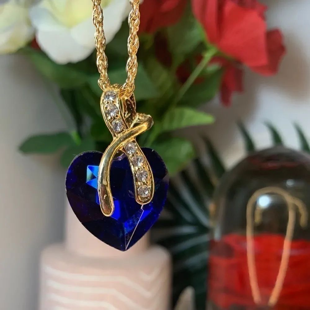 3For$15 Titanic Deep Blue Under the Ocean Heart Necklace
